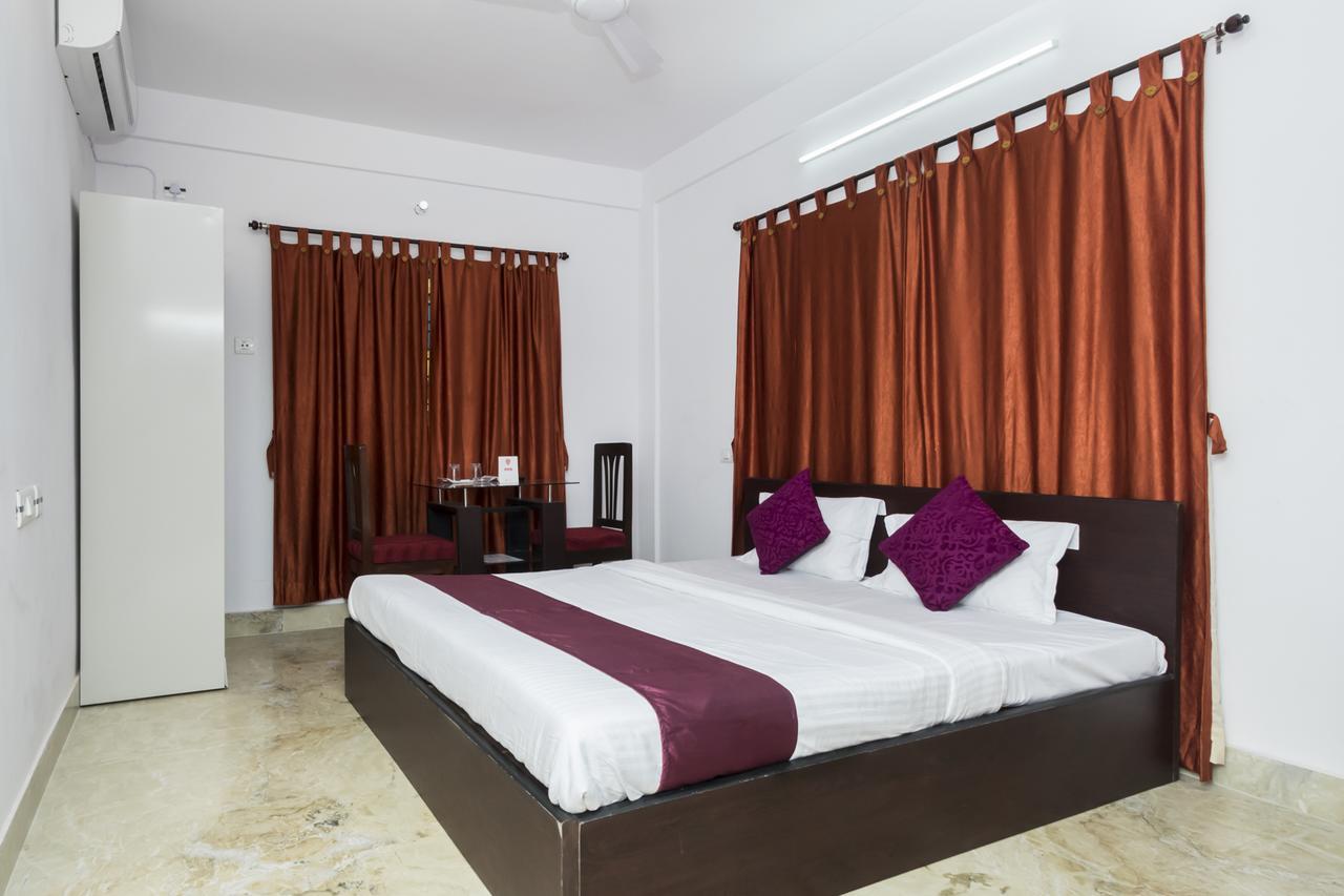 Oyo 10015 Rajgir Hotel Kolkata