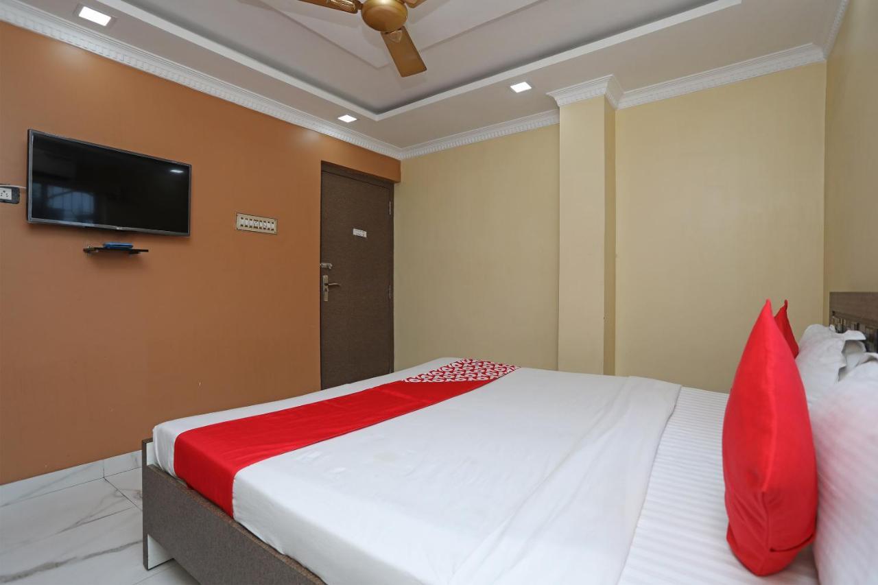 Hotel Oyo 10015 Rajgir 3*